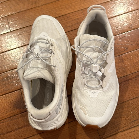 Women’s Hoka Transport Lifestyle shoes. Size 7.5 B - Picture 2 of 10